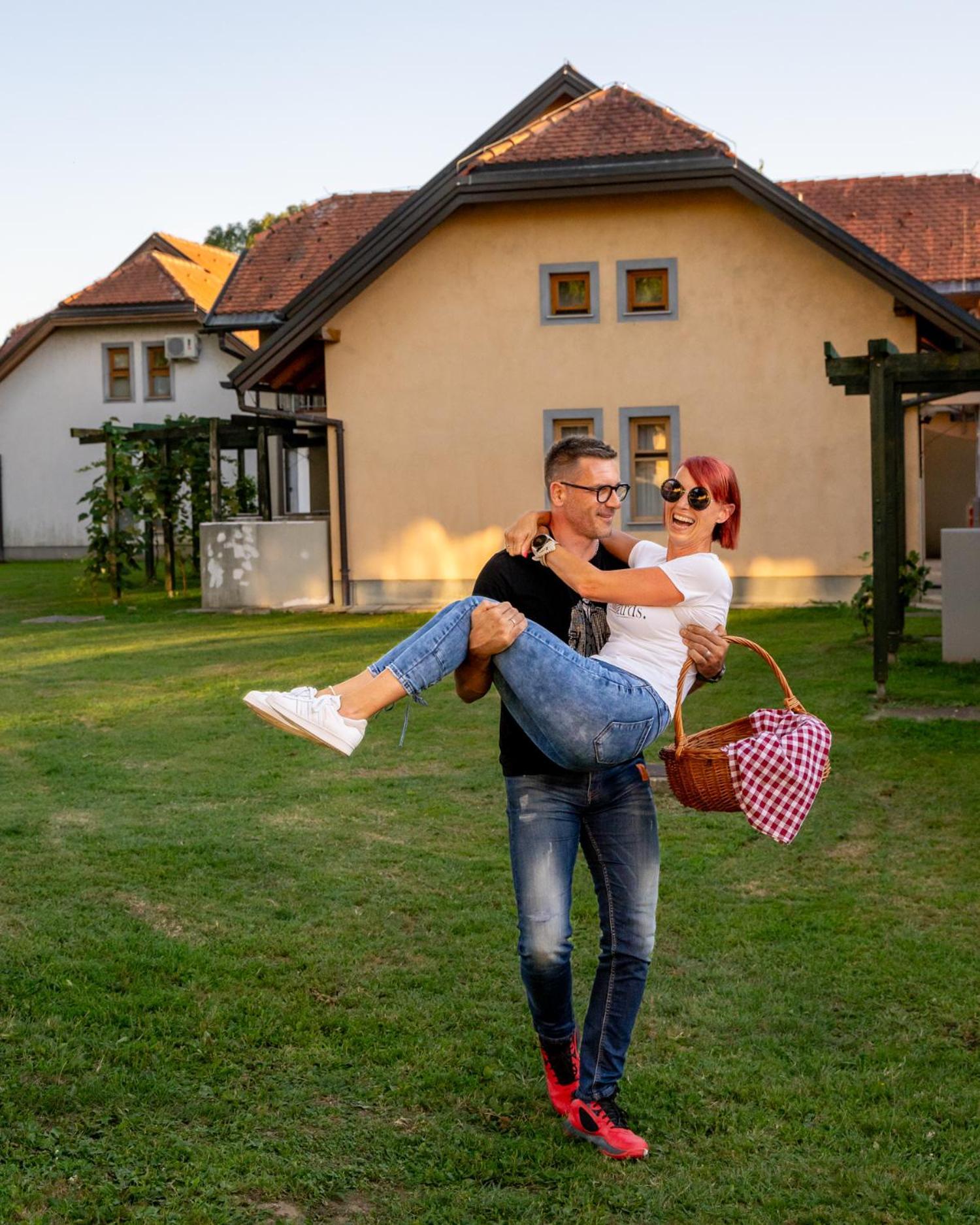 Terme Banovci - Hotelsko Naselje Zeleni Gaj Esterno foto